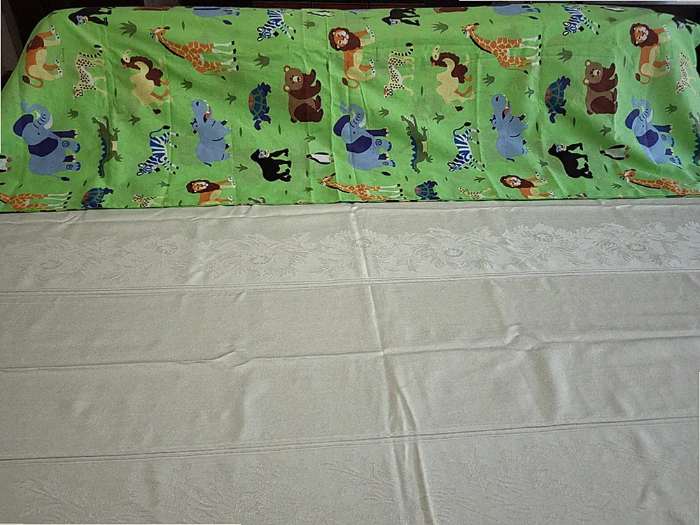 Wildkin floor lounger for boys and girls, perfect for sleepovers -animal print
